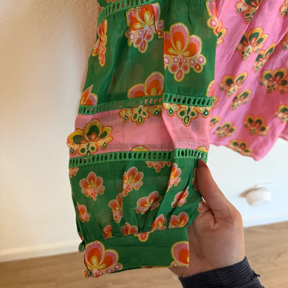 Pink and Green Smocked Blouse with Mandarin Collar - Picture 4 of 4